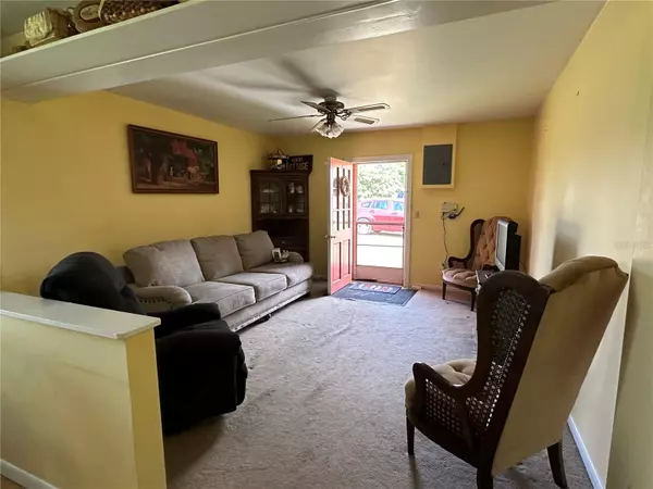 1327 W STATE ROAD 40 #2, Pierson, FL 32180