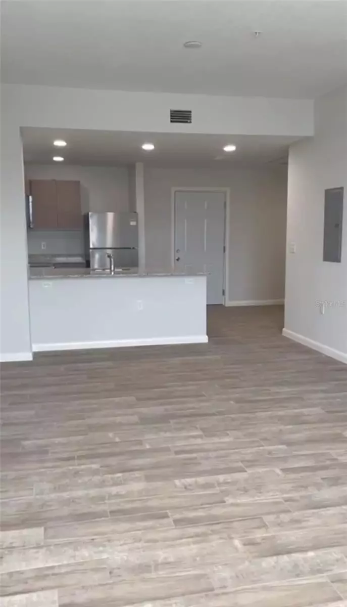 Orlando, FL 32809,820 ISSACVILLE DR #102