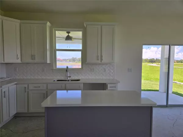 Hudson, FL 34667,13831 EMERALD FIELDS DR #142