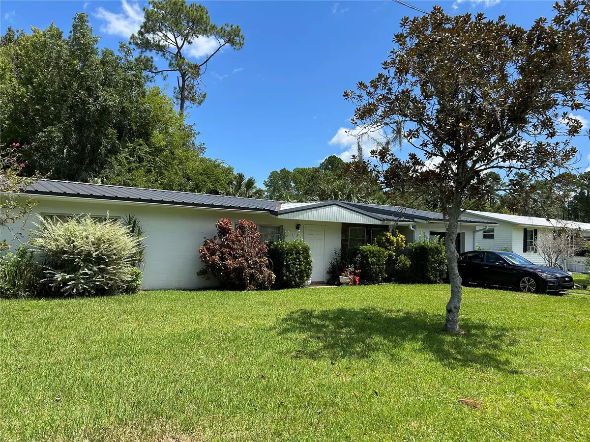 Astor, FL 32102,24121 ARMADILLO RD