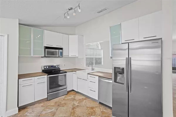 Orlando, FL 32837,14500 FOX HAVEN BLVD