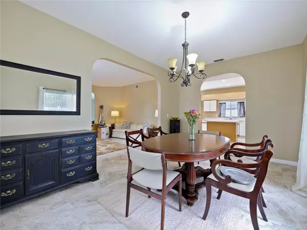 Apopka, FL 32712,1227 FOXFORREST CIR