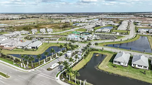 Lakewood Ranch, FL 34211,17607 SAVORY MIST CIR
