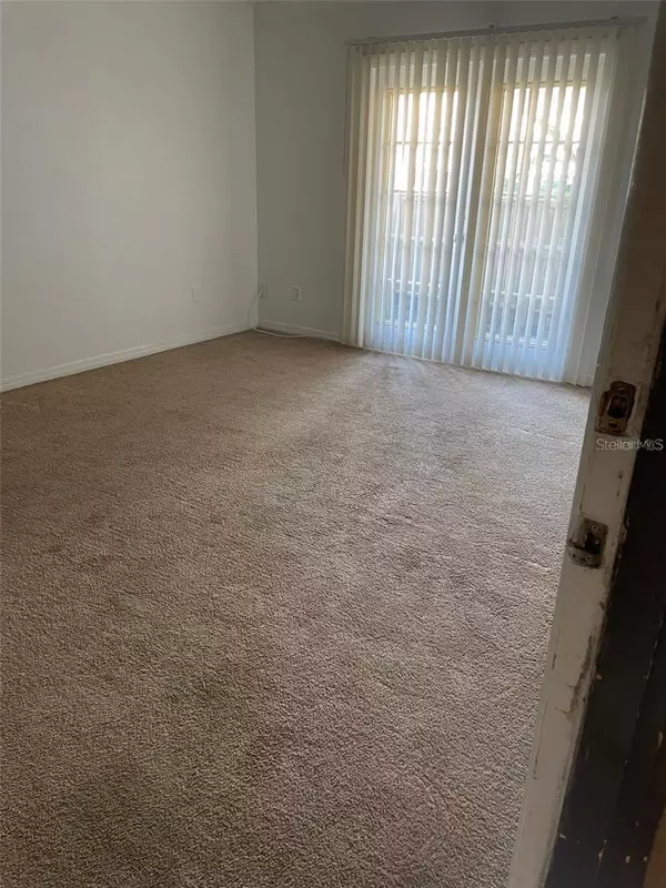 Altamonte Springs, FL 32714,315 WYMORE RD #104