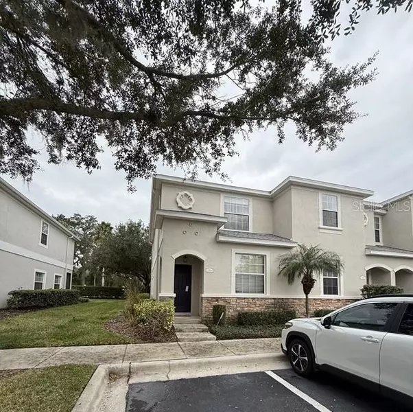 1944 GREENWOOD VALLEY DR, Plant City, FL 33563