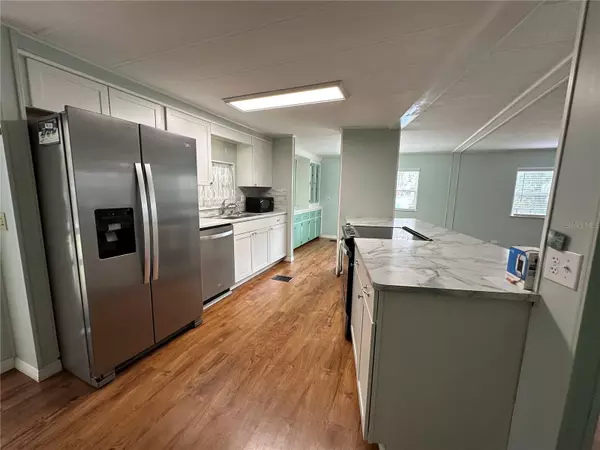 Astor, FL 32102,24007 RIVER RD