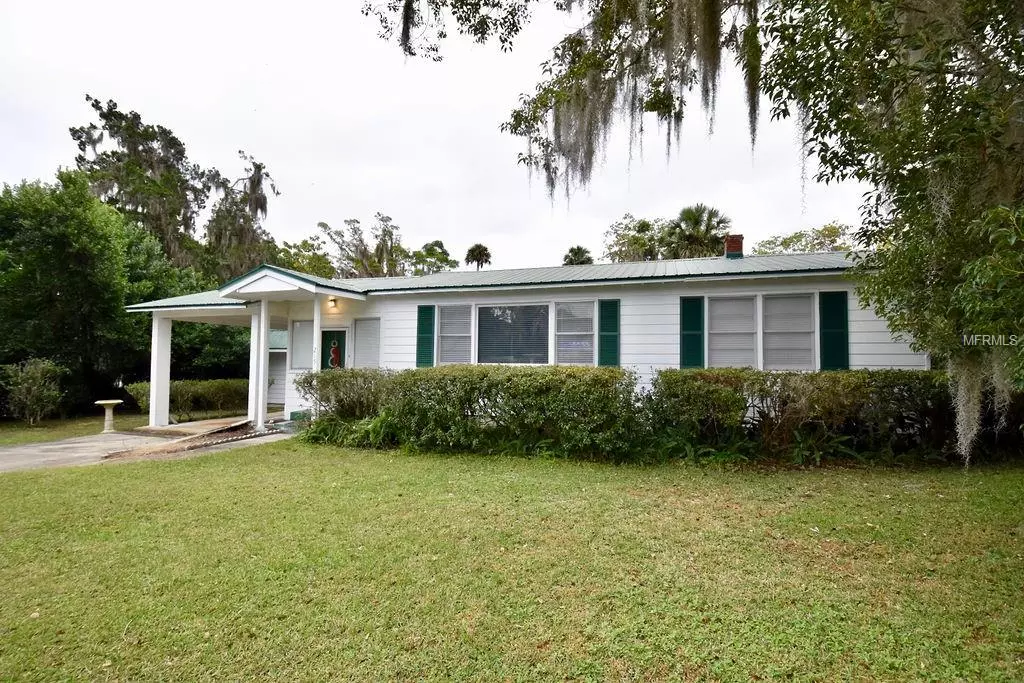 Crescent City, FL 32112,215 LAKEVIEW AVE