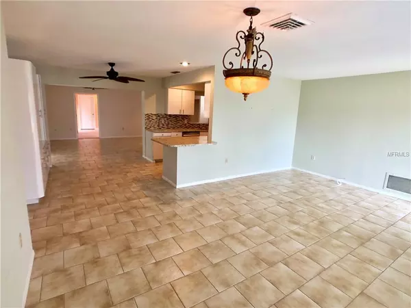 Sarasota, FL 34231,3387 KENMORE DR