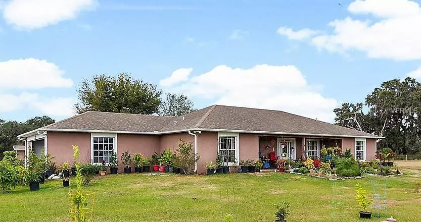 5440 CR 577, Center Hill, FL 33514
