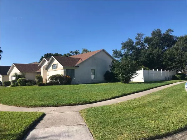 Orlando, FL 32837,12502 FINGEST CT #7