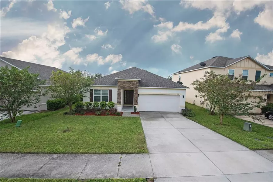 2536 MARTINS RUN, Tavares, FL 32778