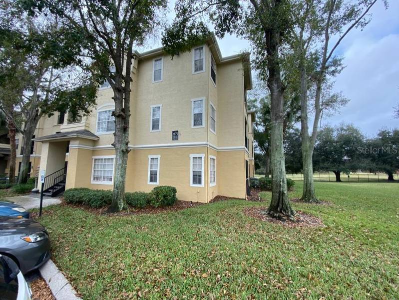 2572 ROBERT TRENT JONES DR #1216, Orlando, FL 32835