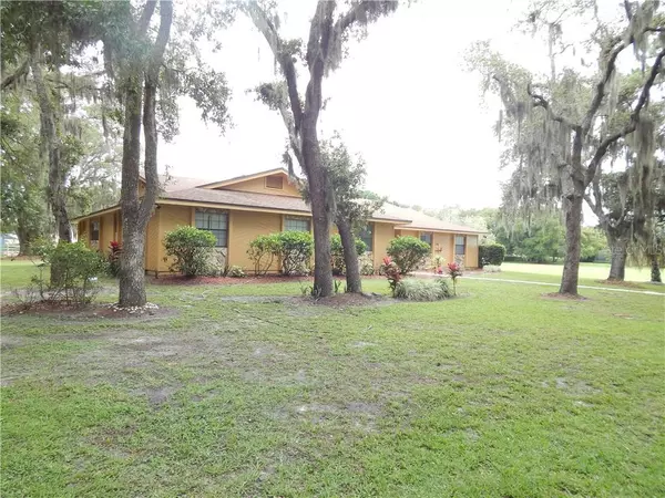 Kissimmee, FL 34744,1900 SHADOW OAKS RD