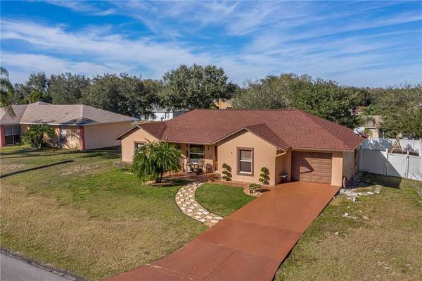 9 HIGHVIEW CT, Mascotte, FL 34753