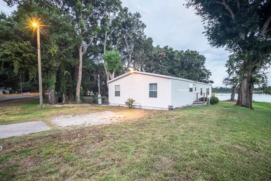 3717 LAKE BLUE DR, Winter Haven, FL 33881