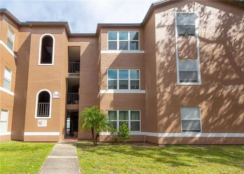 4540 COMMANDER DR #2212, Orlando, FL 32822