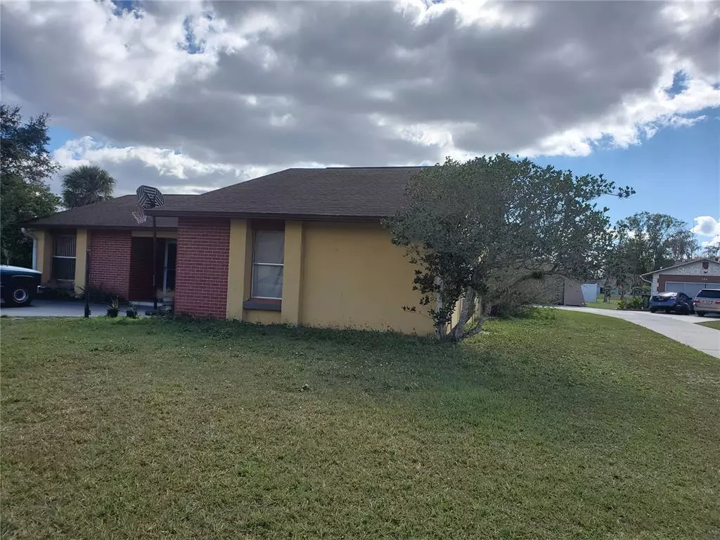 Poinciana, FL 34759,706 MIDIRON LN