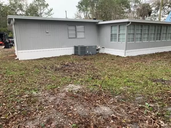 Astor, FL 32102,24008 BOBCAT RD