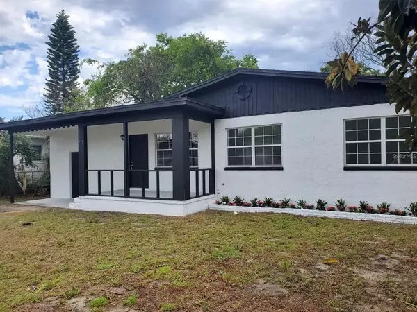 955 BERKSHIRE RD,  Daytona Beach,  FL 32117