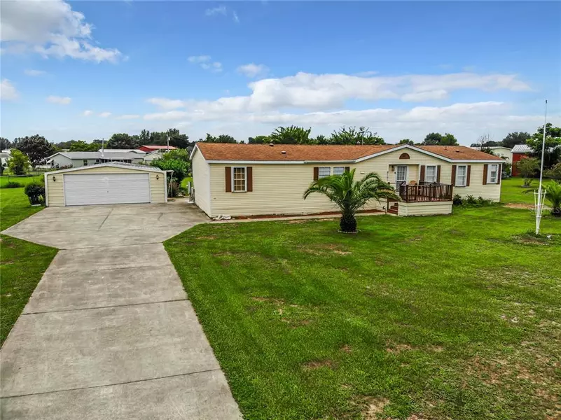 8151 COUNTY ROAD 109D-1, Lady Lake, FL 32159