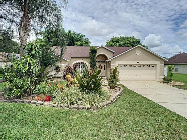 212 HANGING MOSS RD, Davenport, FL 33837