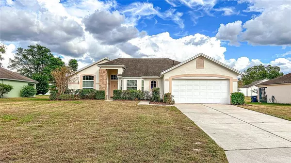 233 VIA DEL SOL DR, Davenport, FL 33896