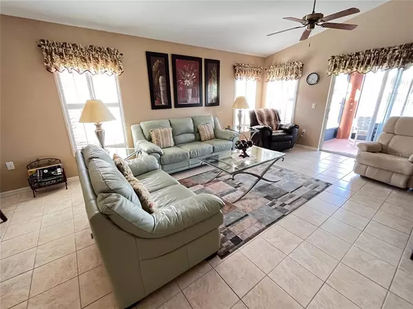 Poinciana, FL 34759,740 VINEYARD WAY