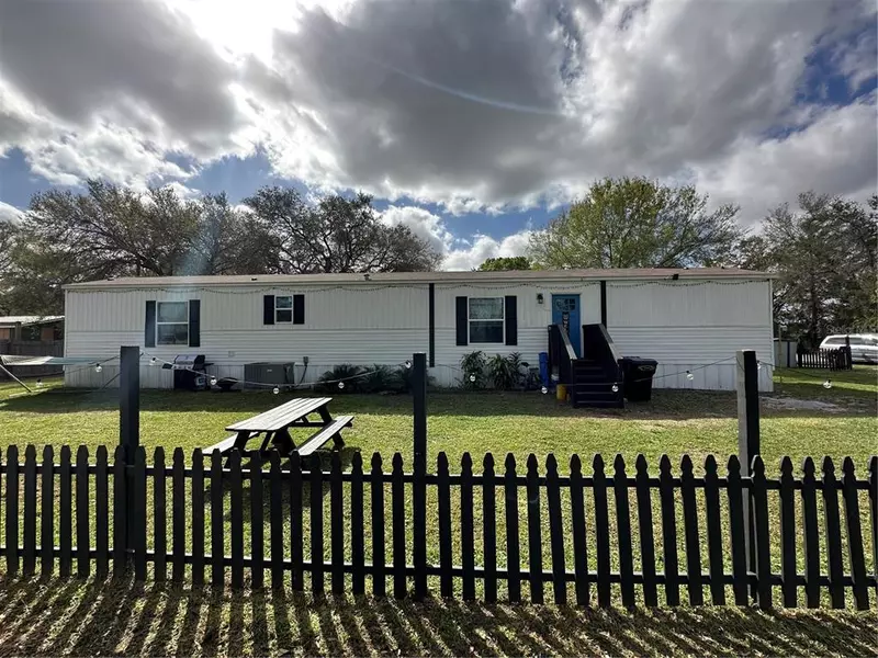 385 5TH AVE, Kenansville, FL 34739