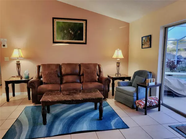 Davenport, FL 33896,347 ROBBINS REST CIR