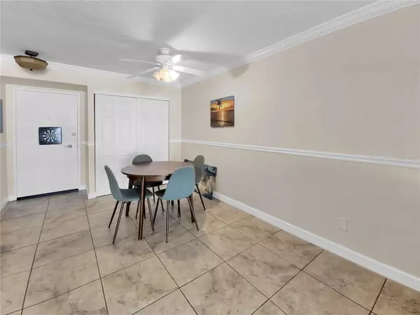 Sarasota, FL 34237,2755 COCONUT BAY LN #114