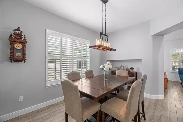 2181 WHITE FEATHER LOOP Oakland, FL 34787