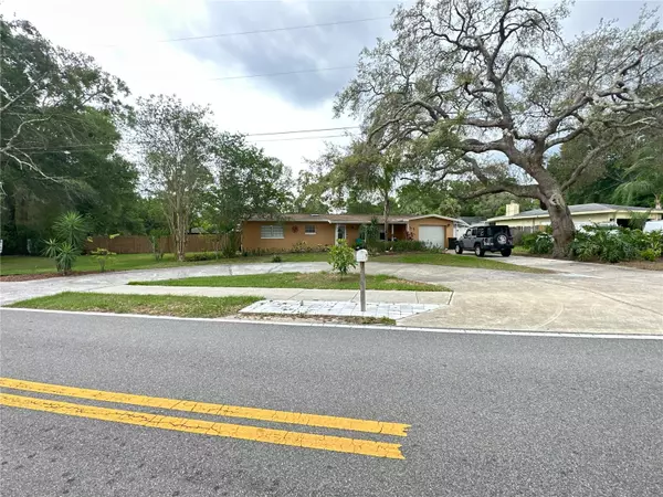 Altamonte Springs, FL 32701,328 OAKHURST ST