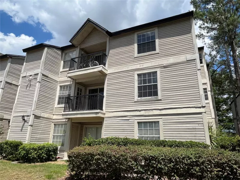 1932 LAKE ATRIUMS CIR #84, Orlando, FL 32839