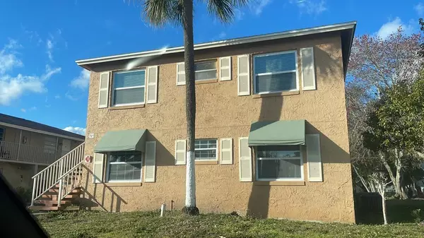 Saint Cloud, FL 34769,727 MICHIGAN CT #4