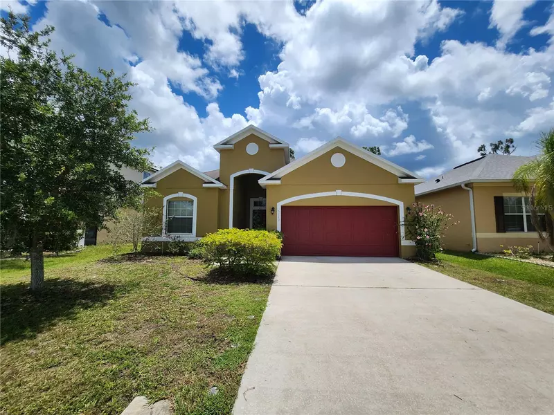 5560 SILVER THISTLE LN, Saint Cloud, FL 34772