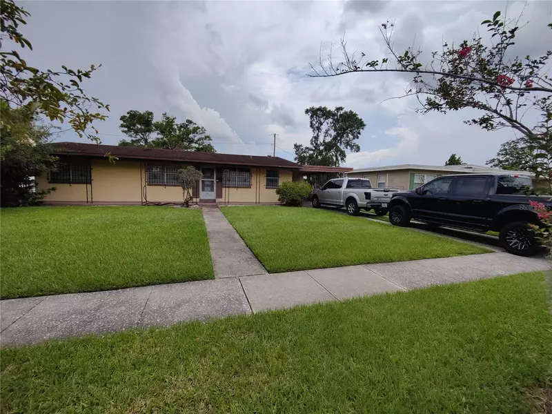 1114 EGAN DR, Orlando, FL 32822