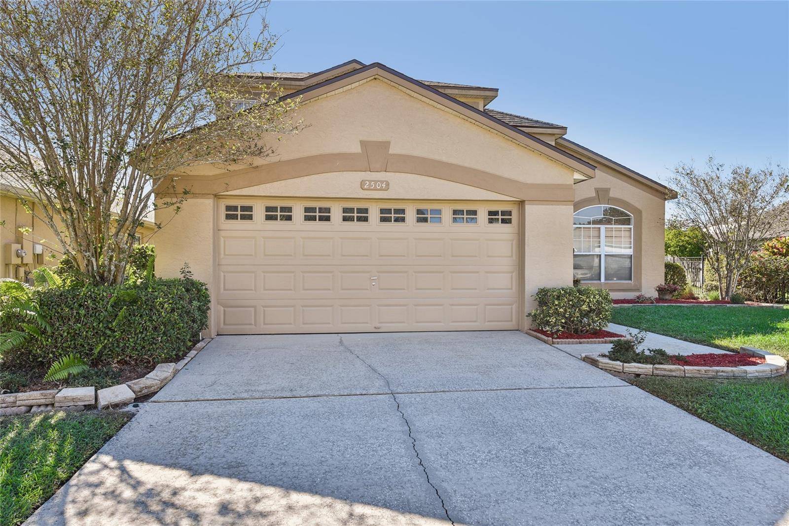 2504 RUNYON CIR,  Orlando,  FL 32837