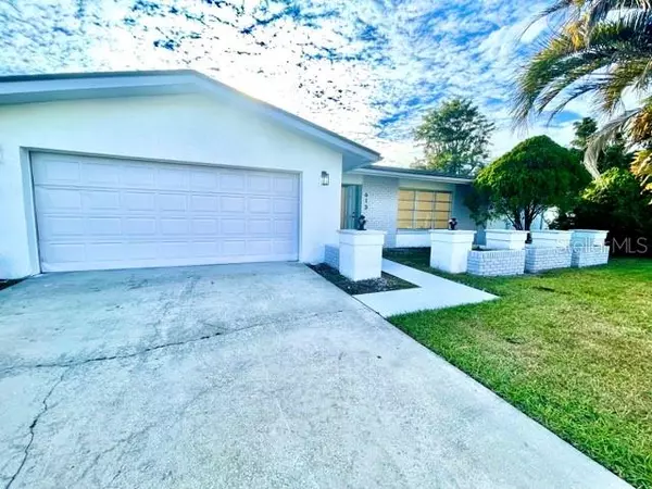 Poinciana, FL 34759,613 GREEN DR