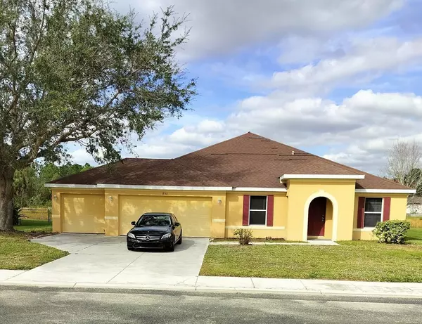 18301 PINE NUT CT, Lehigh Acres, FL 33972