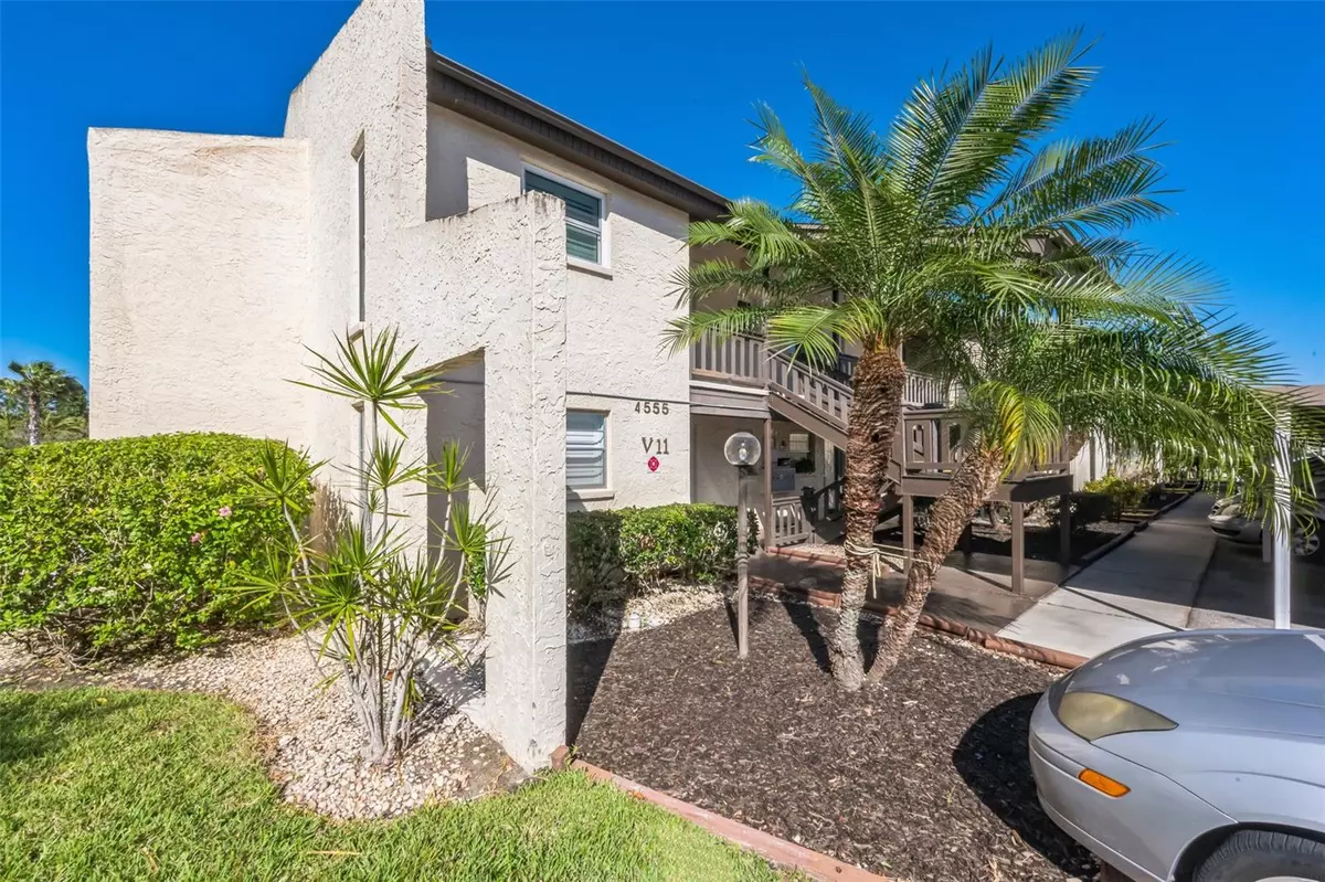 New Port Richey, FL 34652,4555 MARINE Pkwy #202