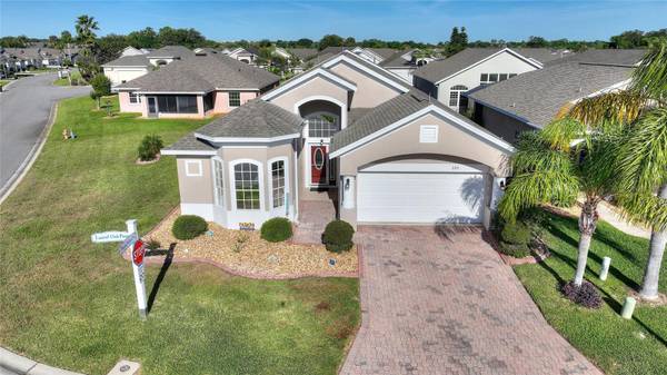 100 LAUREL OAK PASS, Davenport, FL 33837