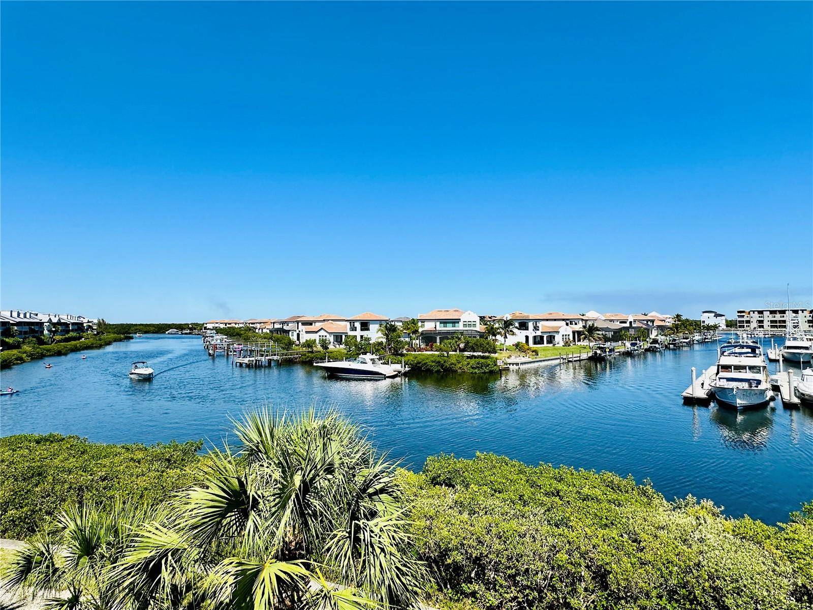 445 BAHIA BEACH BLVD, Ruskin, FL 33570
