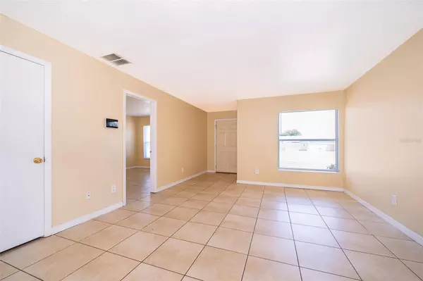 Kissimmee, FL 34743,17 TROTTERS CIR