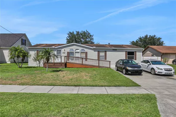 3727 DAWN AVE, Kissimmee, FL 34744