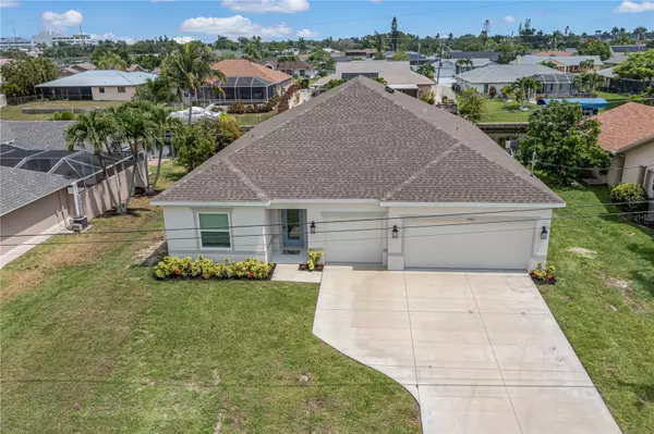 1705 SE 10TH ST, Cape Coral, FL 33990