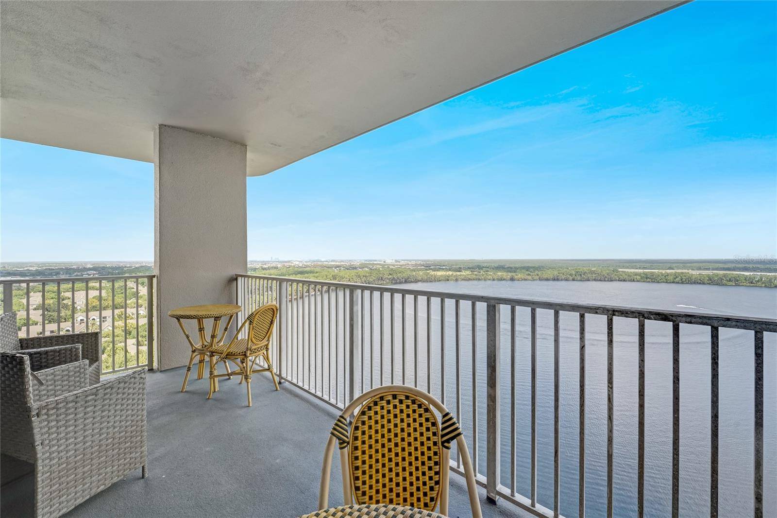 13427 BLUE HERON BEACH DR #1901, Orlando, FL 32821
