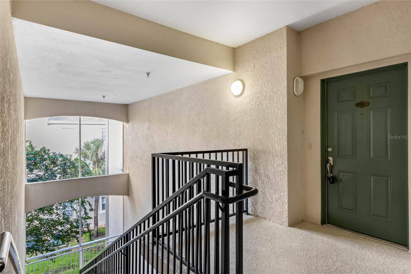 Kissimmee, FL 34741,3301 WHITESTONE CIR #308
