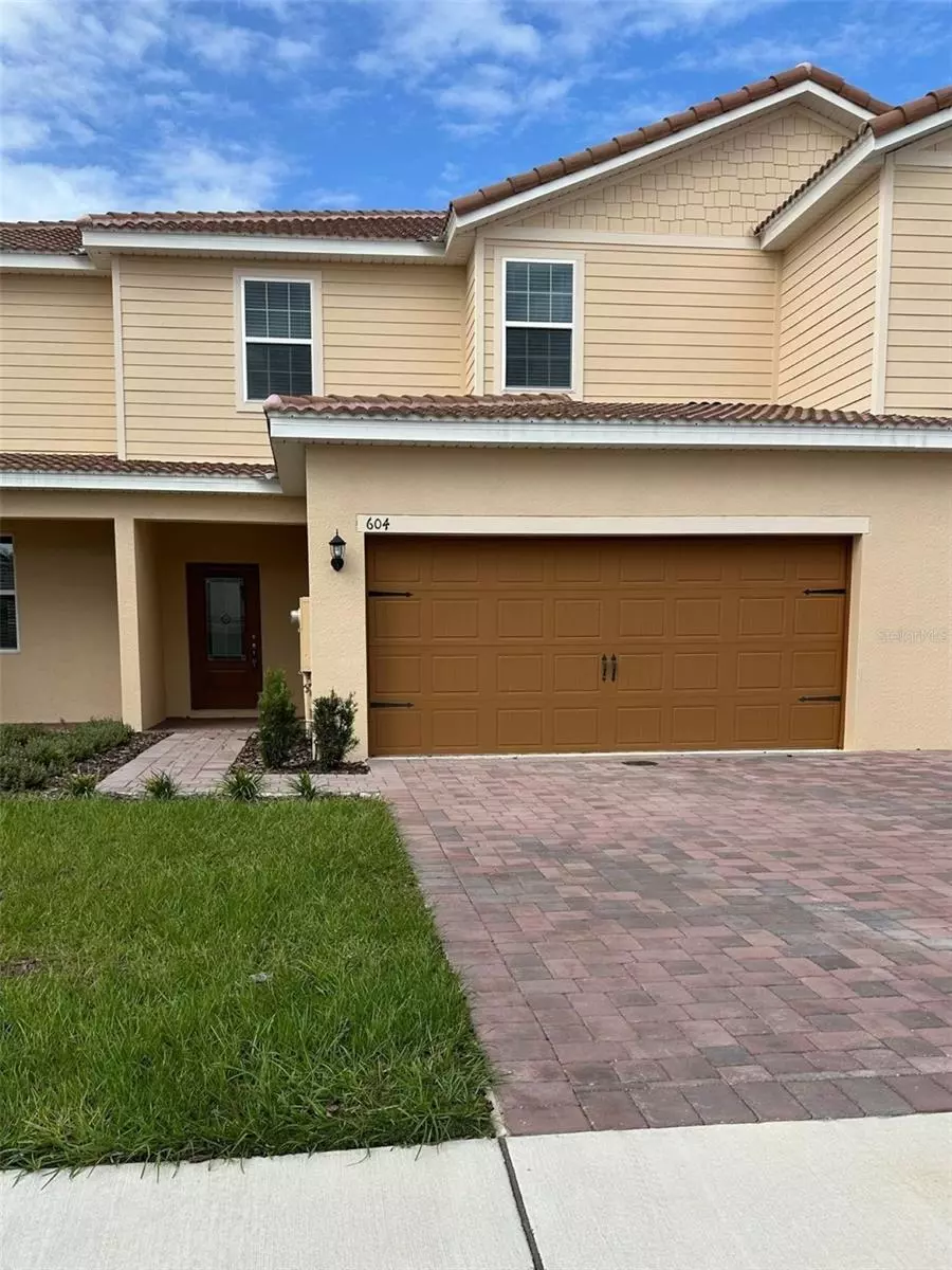 Poinciana, FL 34759,604 BAY LEAF DR