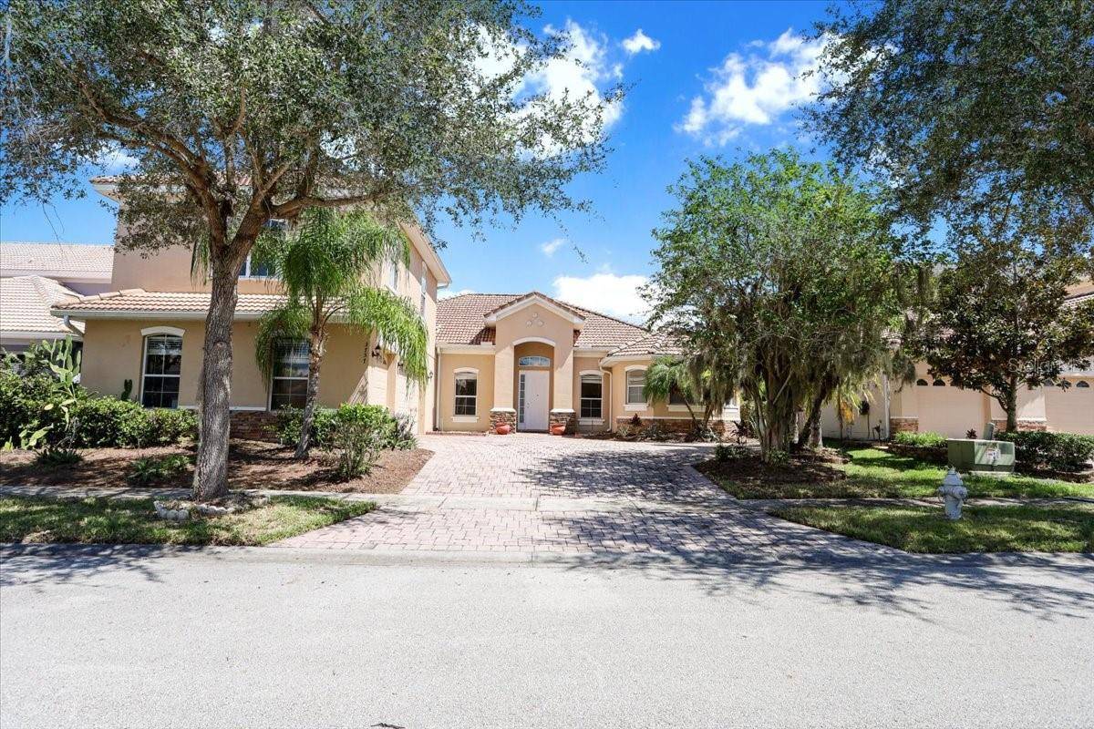 3757 EAGLE ISLE CIR, Kissimmee, FL 34746