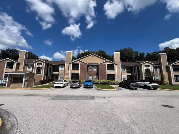 5587 DEVONBRIAR WAY #106, Orlando, FL 32822